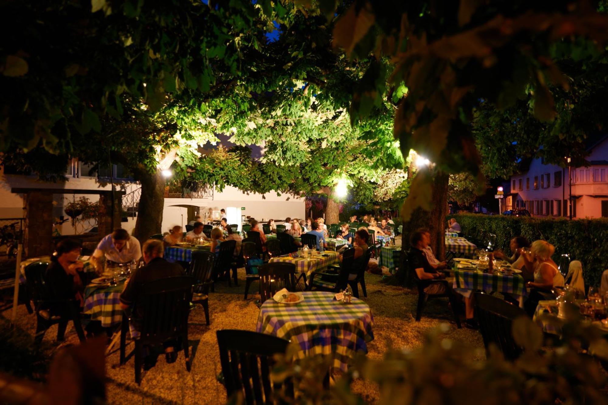 Hotel Gasthof Kroenele Lustenau Dış mekan fotoğraf