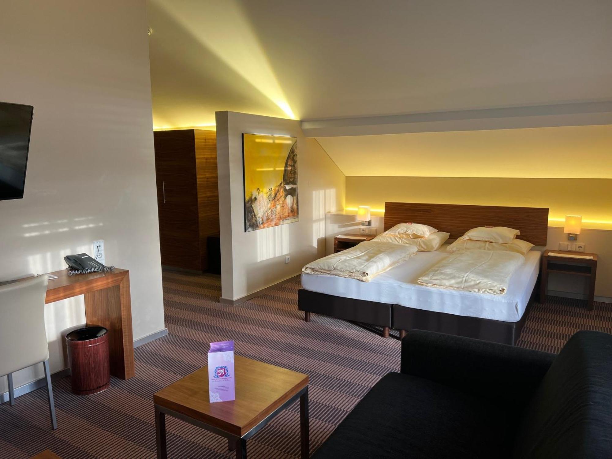 Hotel Gasthof Kroenele Lustenau Dış mekan fotoğraf